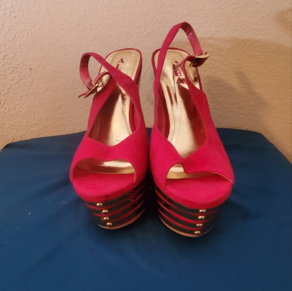Hot Pink wedges - Picture 2 of 4